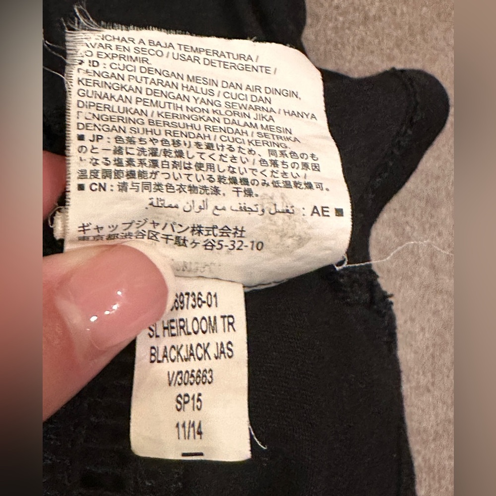 2/$10 or 3/$12 ❤️ Old Navy Black Crochet-Trim Tank Top - Picture 7 of 10